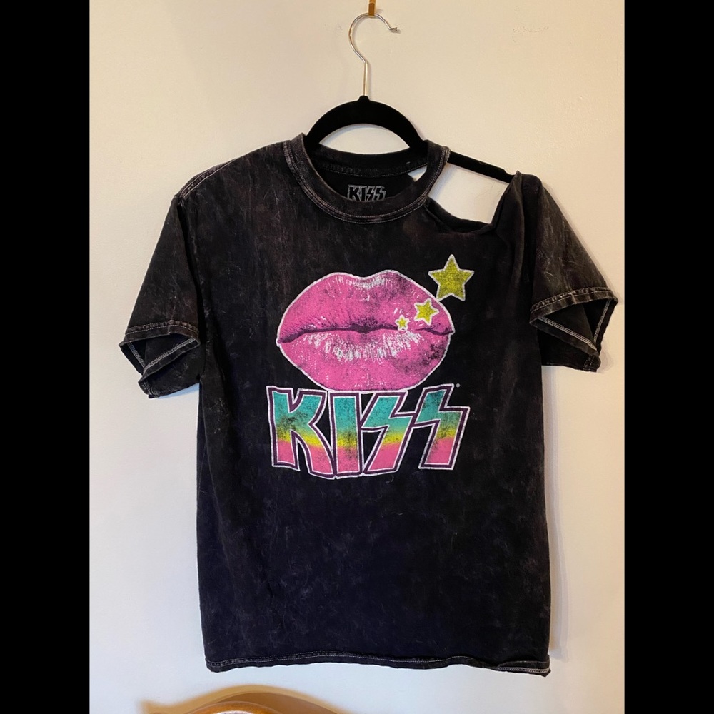80s Style KISS t-shirt